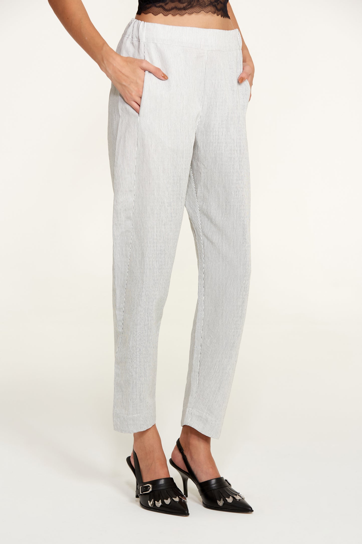 BEYAZ