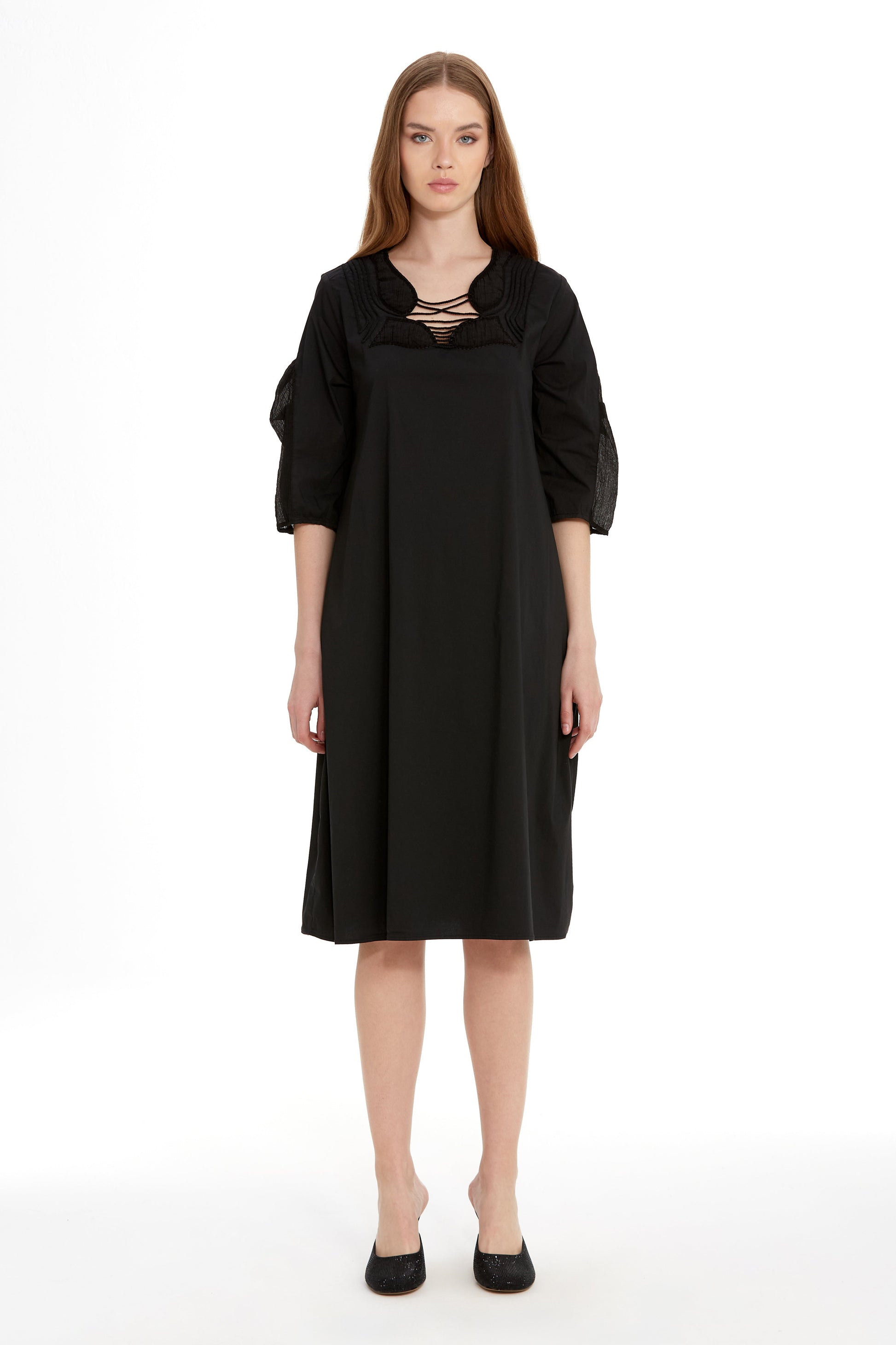 SİYAH